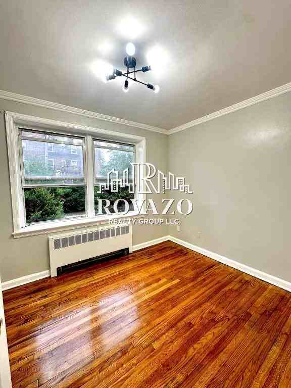 129 Chancellor Ave - Photo 3 of 5