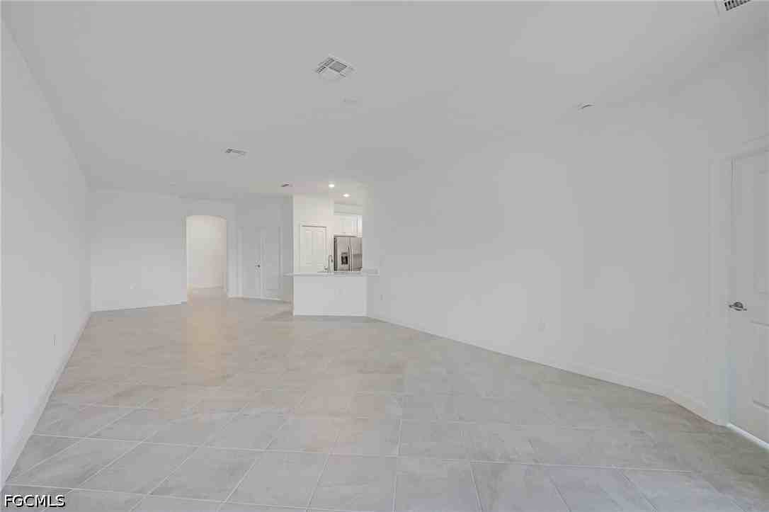 20601 Hazelnut Ct - Photo 7 of 41