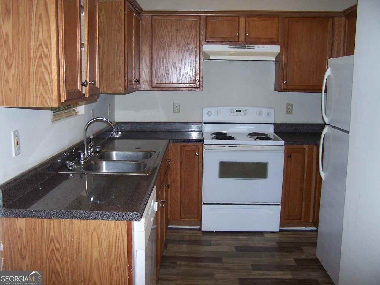 102 Cameron Way Apt B - Photo 7 of 18
