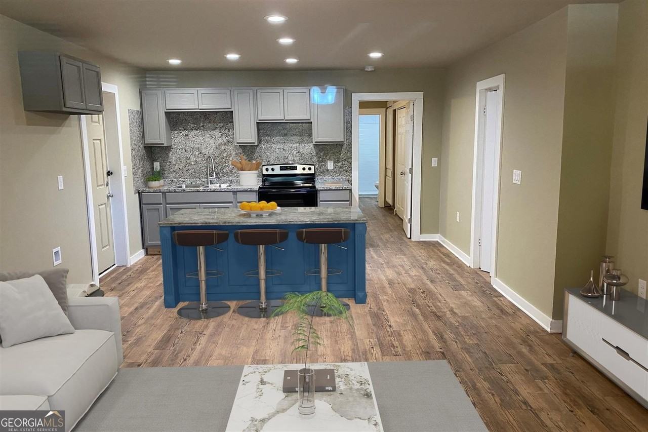 206 Sorrells St #A - Photo 3 of 12