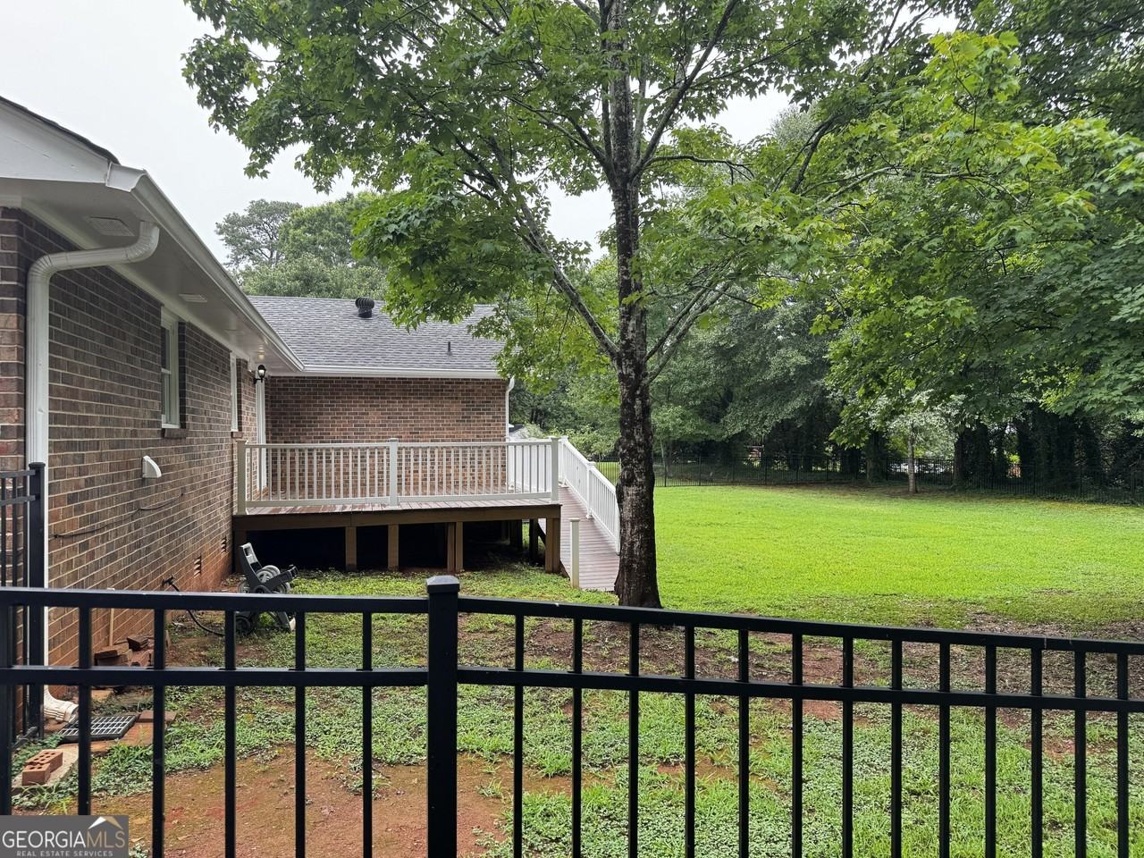 1490 Crooked Creek Rd - Photo 3 of 12