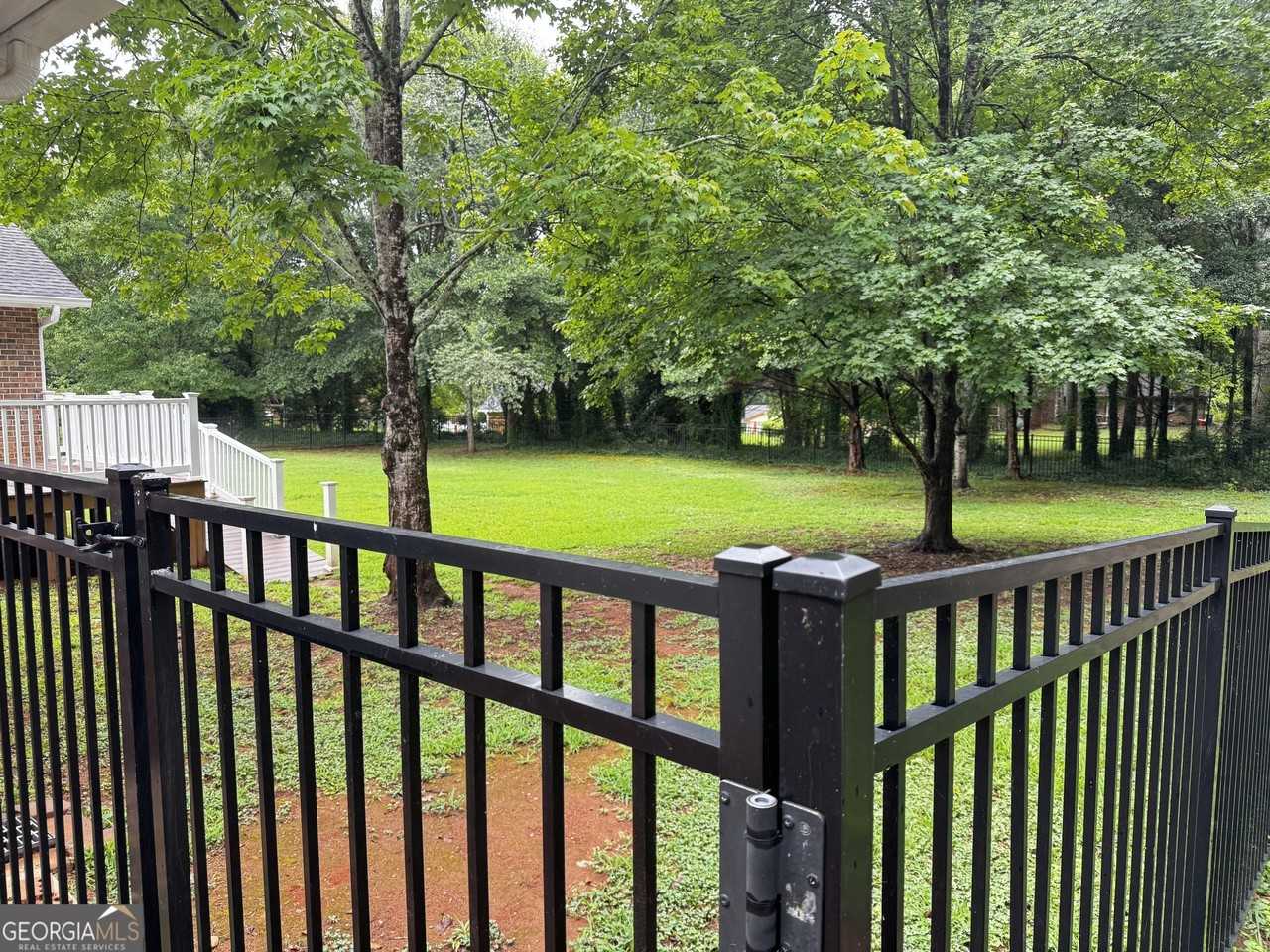 1490 Crooked Creek Rd - Photo 4 of 12