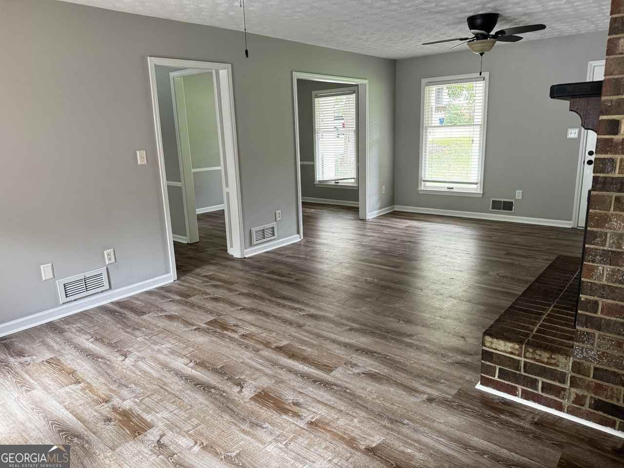 1490 Crooked Creek Rd - Photo 6 of 12