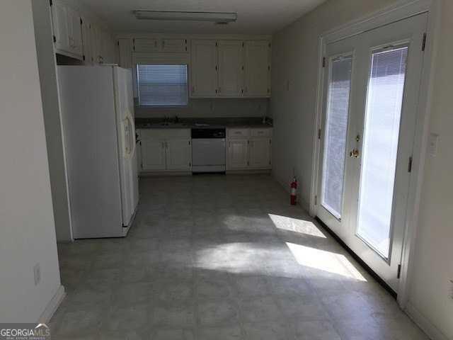 704 Dover Ct - Photo 5 of 15