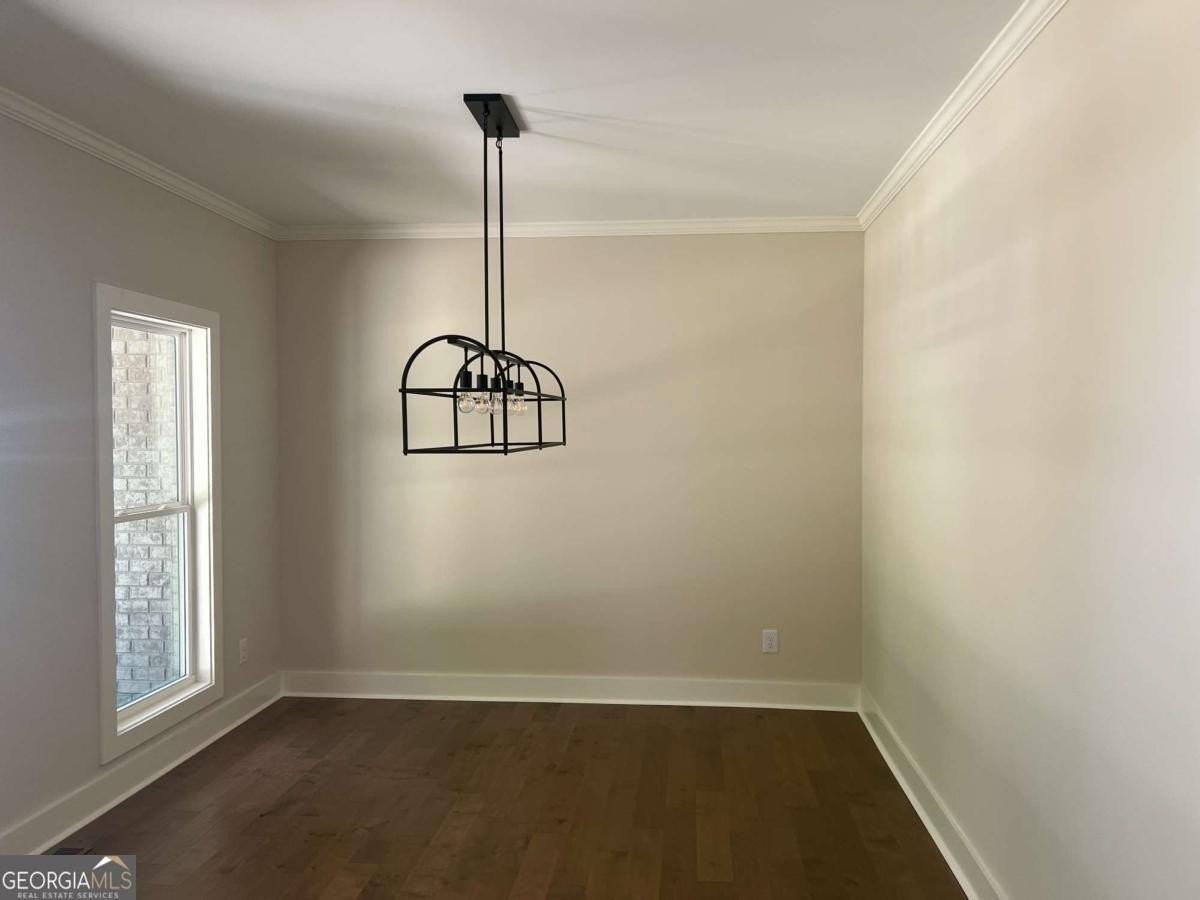 370 Ansley Dr - Photo 5 of 45