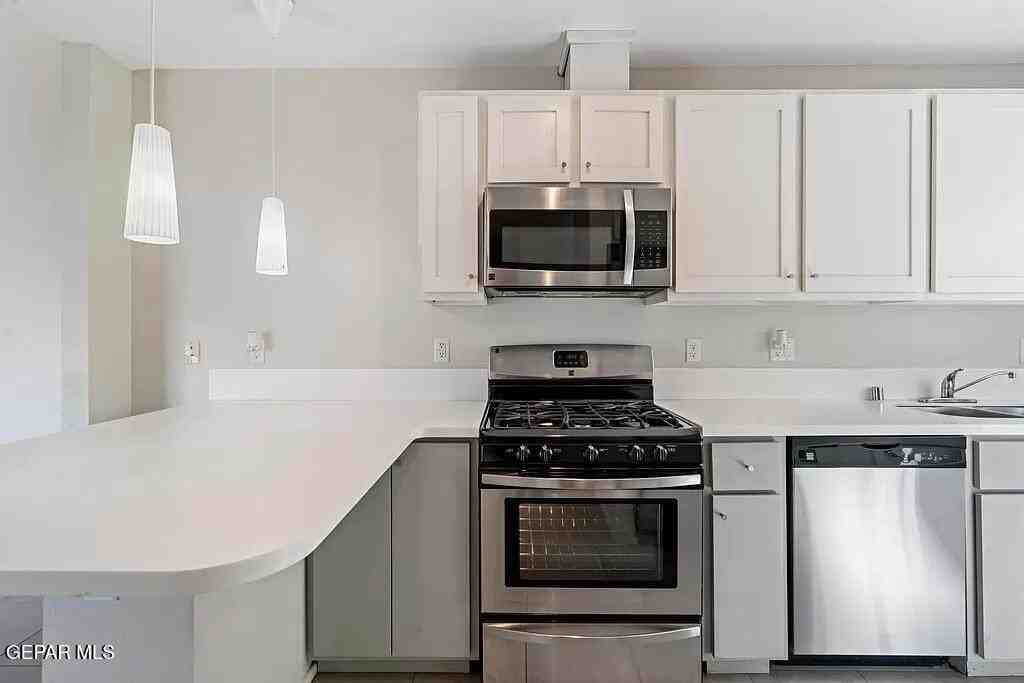 3604 Keltner Ave #A - Photo 6 of 29