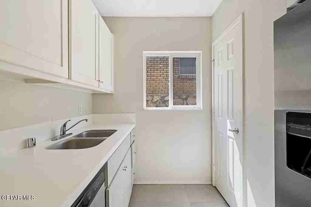 3604 Keltner Ave #A - Photo 7 of 29