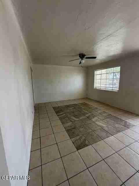 8421 Mercury St #A - Photo 3 of 15