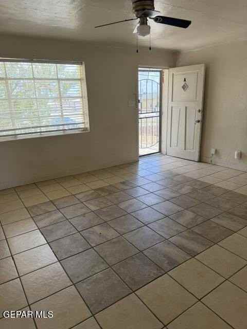 8421 Mercury St #A - Photo 4 of 15