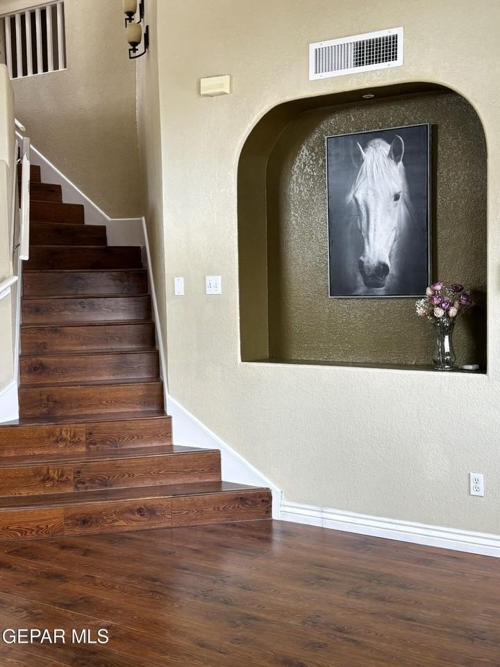 2313 Passage Pl - Photo 3 of 35