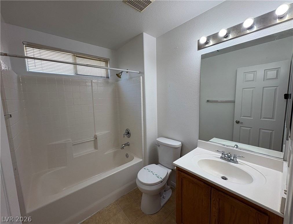 3377 Glacial Lake St - Photo 5 of 15