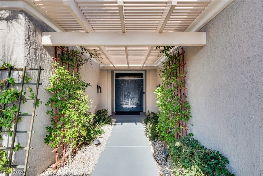 2508 Sandilands Dr - Photo 4 of 50