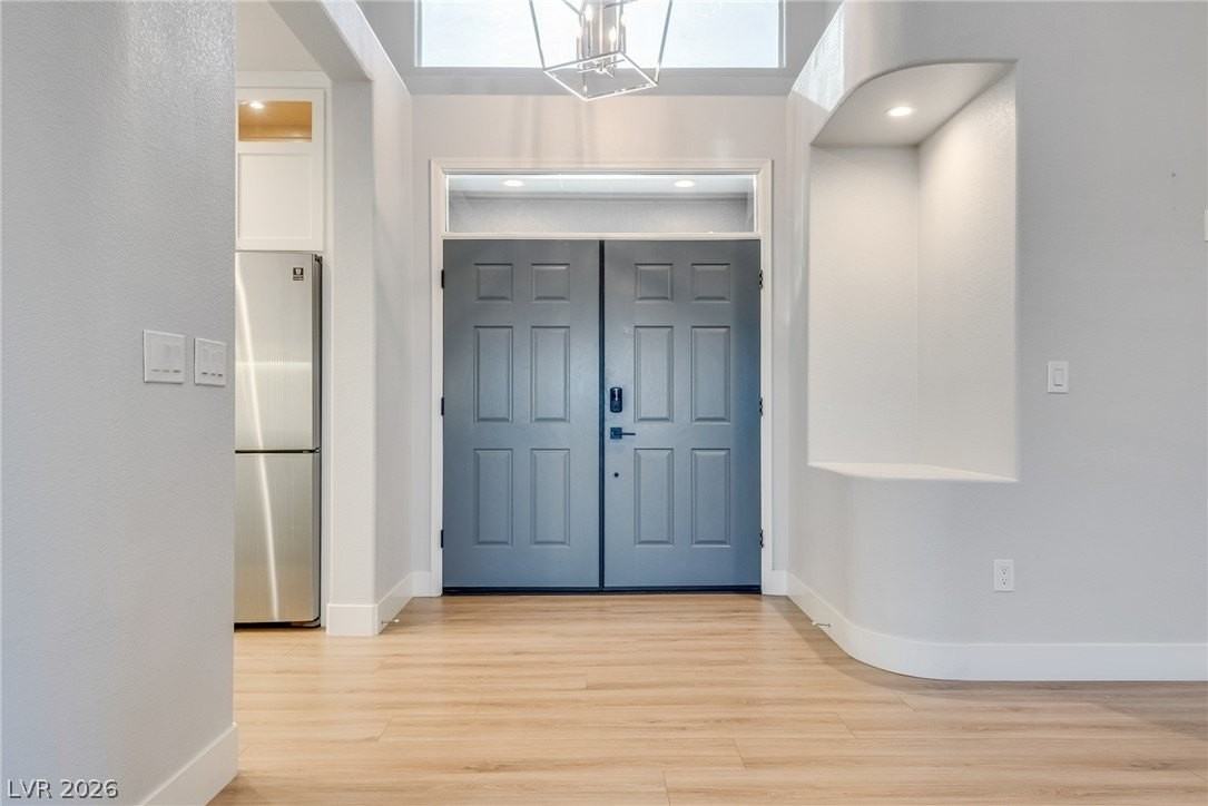 2508 Sandilands Dr - Photo 6 of 50