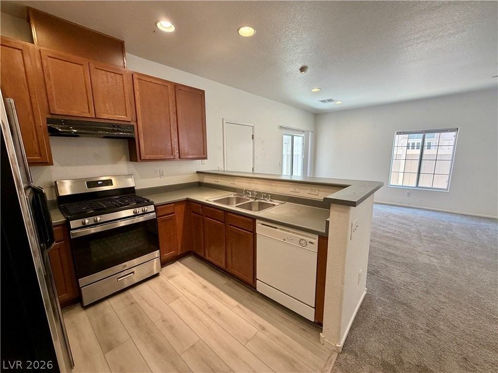 930 Wembly Hills Pl - Photo 4 of 28