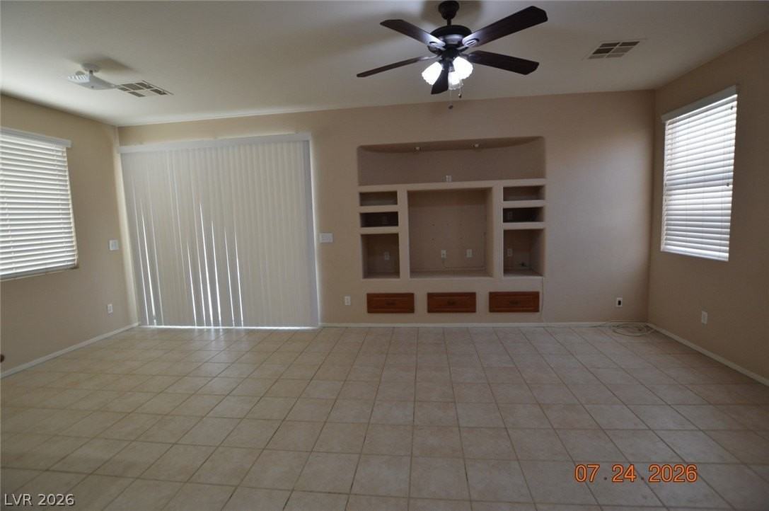 10656 Primrose Arbor Ave - Photo 4 of 19