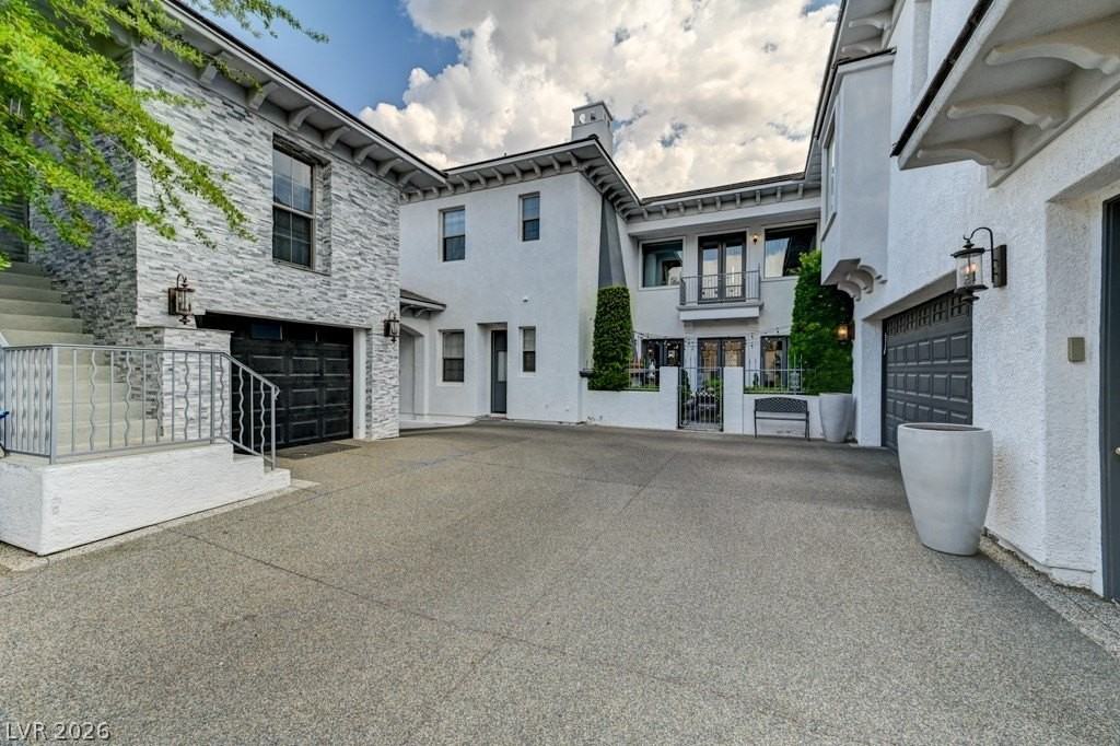 10212 Stone Briar Ct - Photo 6 of 50