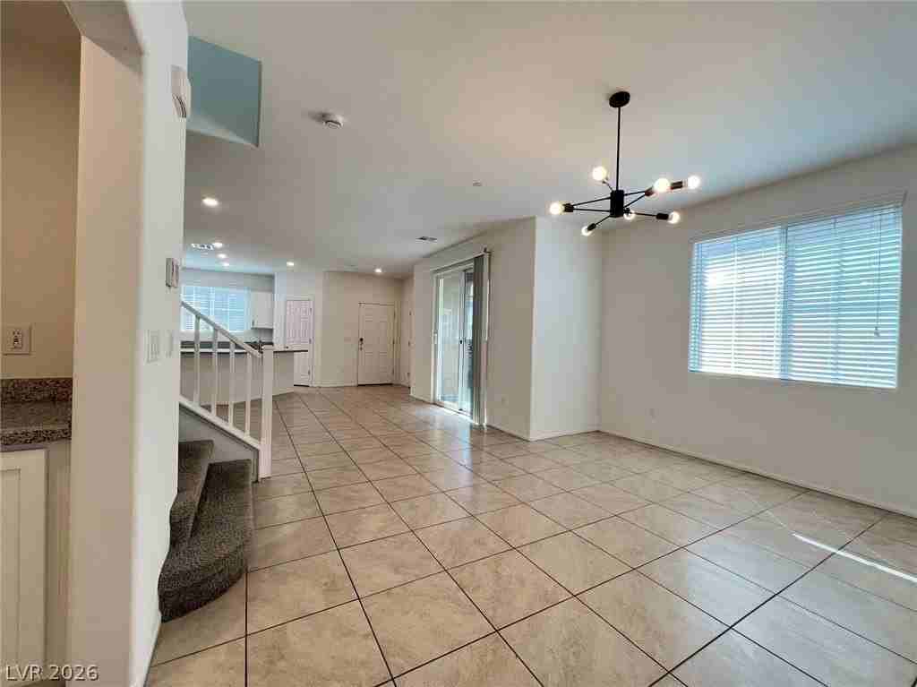1347 Graphite Ave - Photo 6 of 26