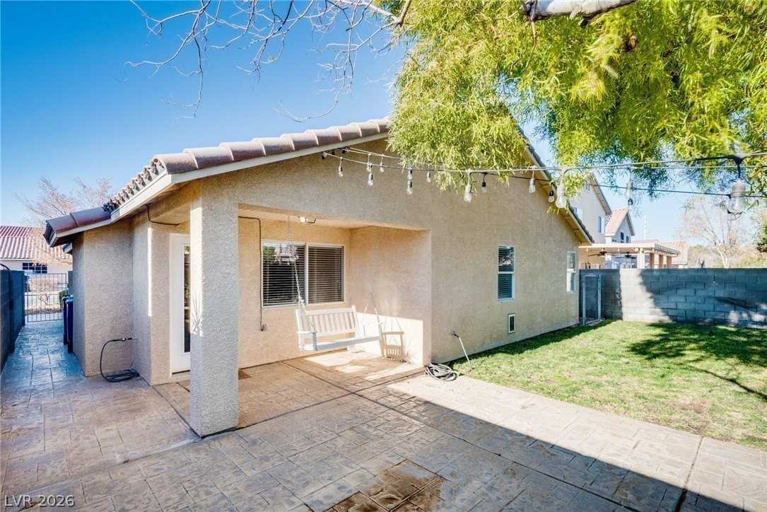8950 Manalang Rd - Photo 4 of 36