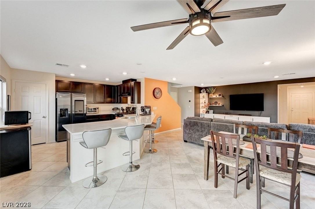 7040 Fossil Lake St - Photo 6 of 16