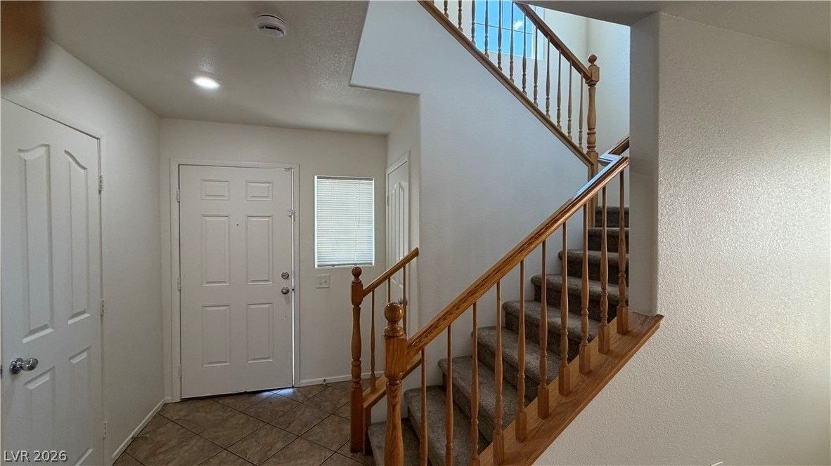 718 Thornford St - Photo 6 of 22