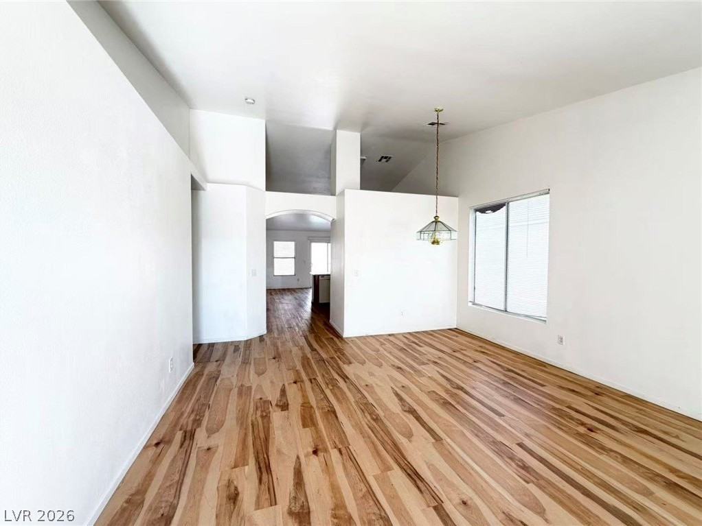 2732 Echo Springs St - Photo 4 of 19