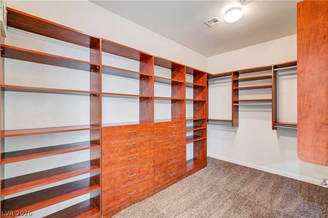 9180 Worsley Park Pl - Photo 7 of 44
