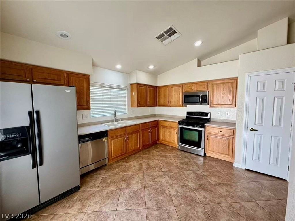 8535 Hoboken Flats Ave - Photo 3 of 13