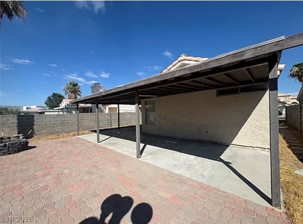 7030 Orange Grove Ln - Photo 6 of 11