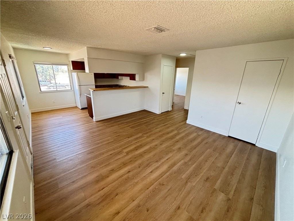3431 E Cheyenne Ave #C - Photo 4 of 14