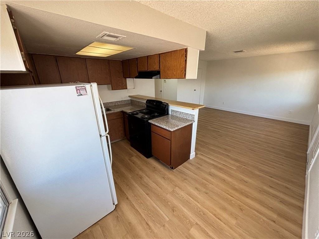 3431 E Cheyenne Ave #C - Photo 7 of 14