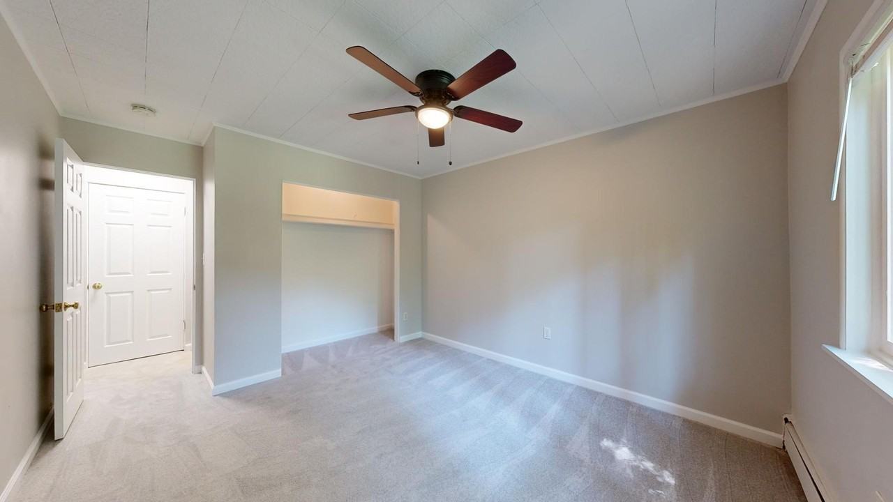 124 Allen Dr #1 - Photo 7 of 18