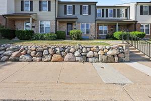 featured image of 3422 Burbank Dr