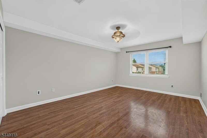94 Beverly Hill Ter - Photo 5 of 28