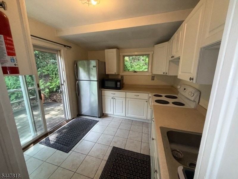 109 Carey Ave - Photo 4 of 15