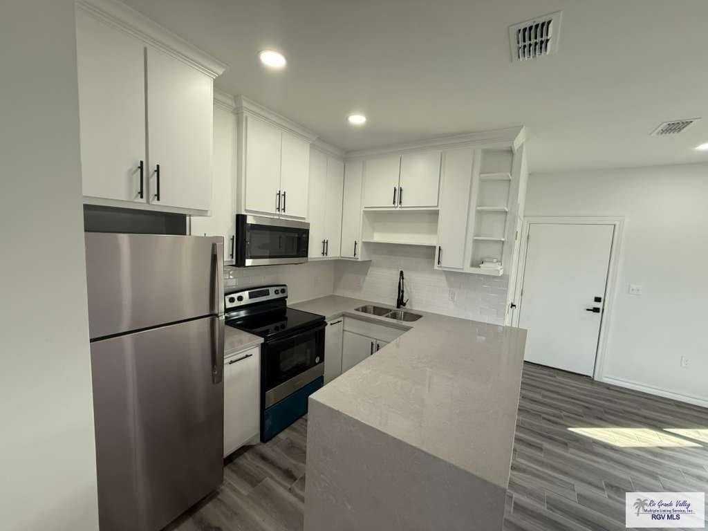 5160 Alexa Rd - Photo 4 of 16