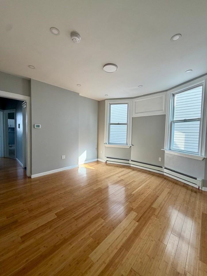 156 Clerk St #2 - Photo 2 of 14