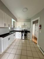 featured image of 156 Clerk St #2