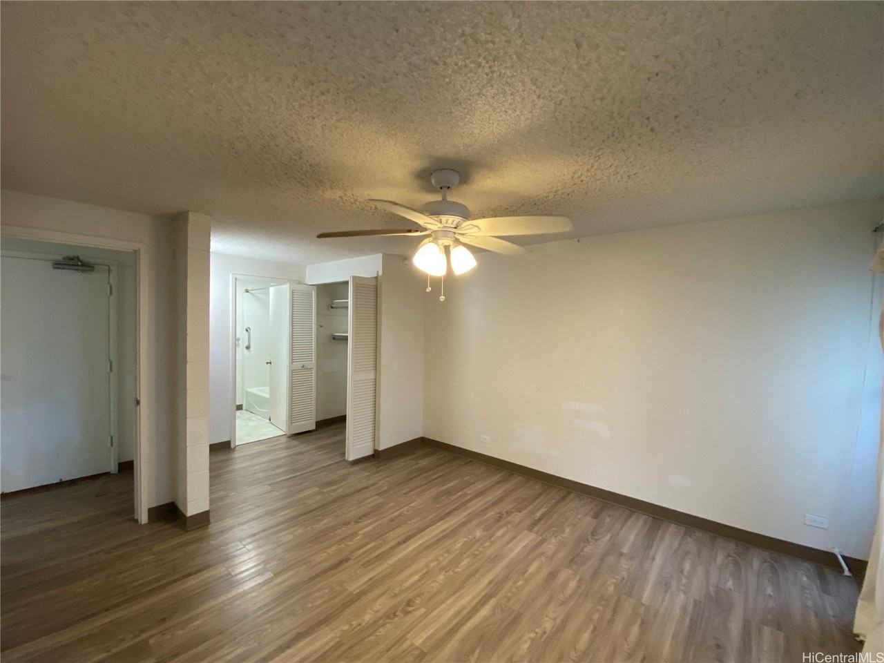 1436 Kewalo St #204 - Photo 3 of 8