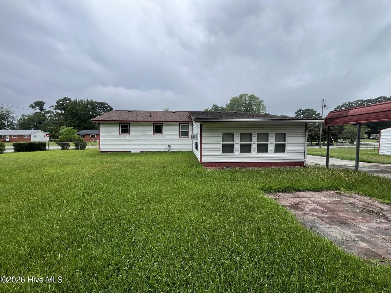48 Dixie Trl - Photo 2 of 26