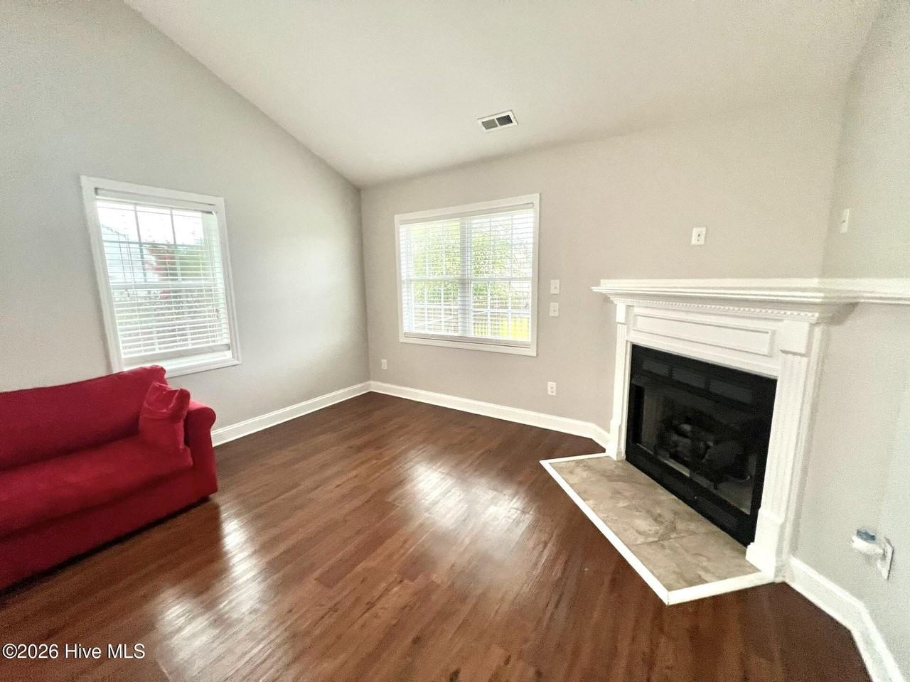 314 Springcreek Ct - Photo 4 of 30