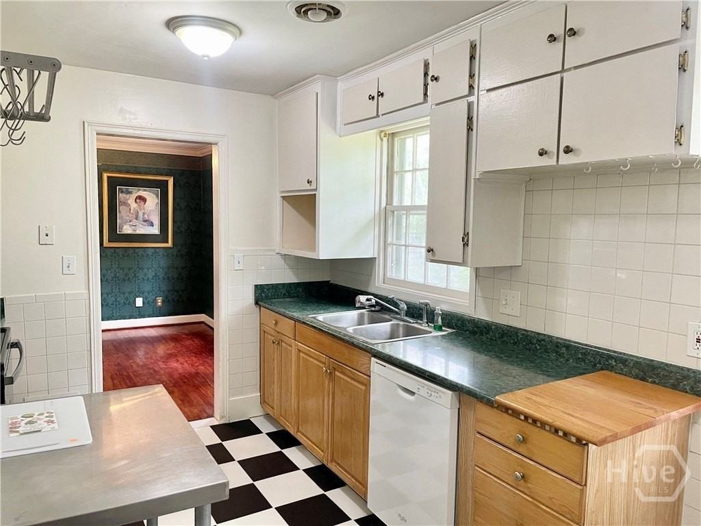 2 E 54th St - Photo 6 of 15