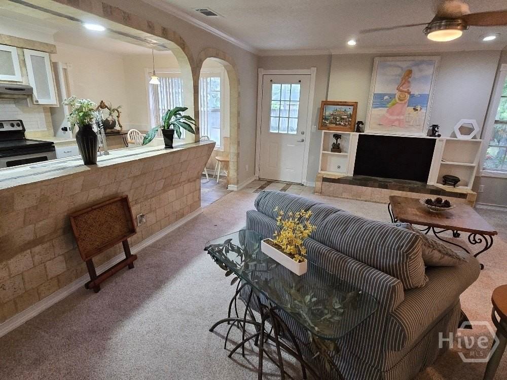 113 Wyckfield Rd - Photo 6 of 18