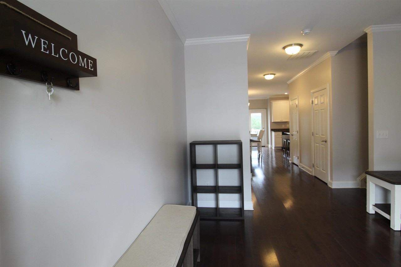 2221 Lapis Ln - Photo 4 of 35