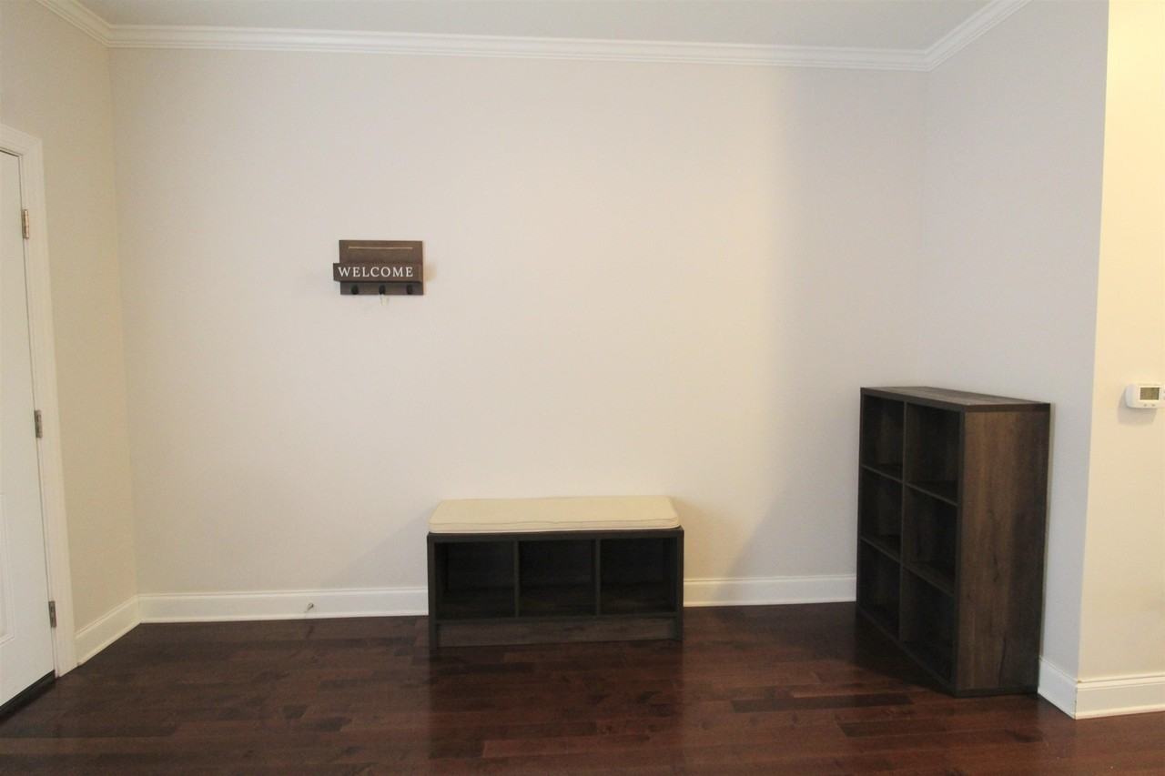 2221 Lapis Ln - Photo 5 of 35