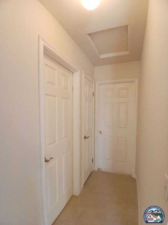 2377 Sand Knoll Ave - Photo 6 of 14