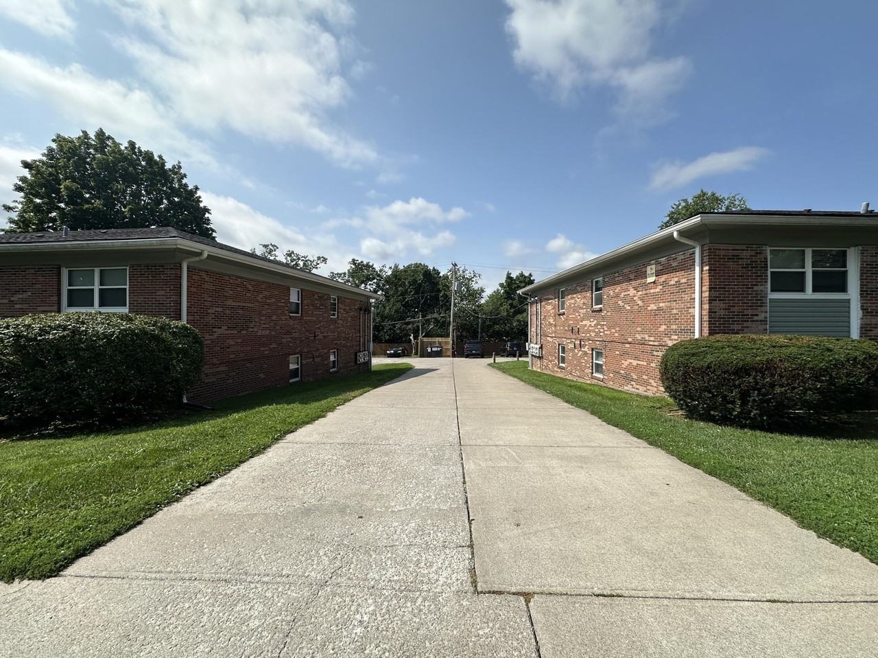 380 Redding Rd #1 - Photo 3 of 42