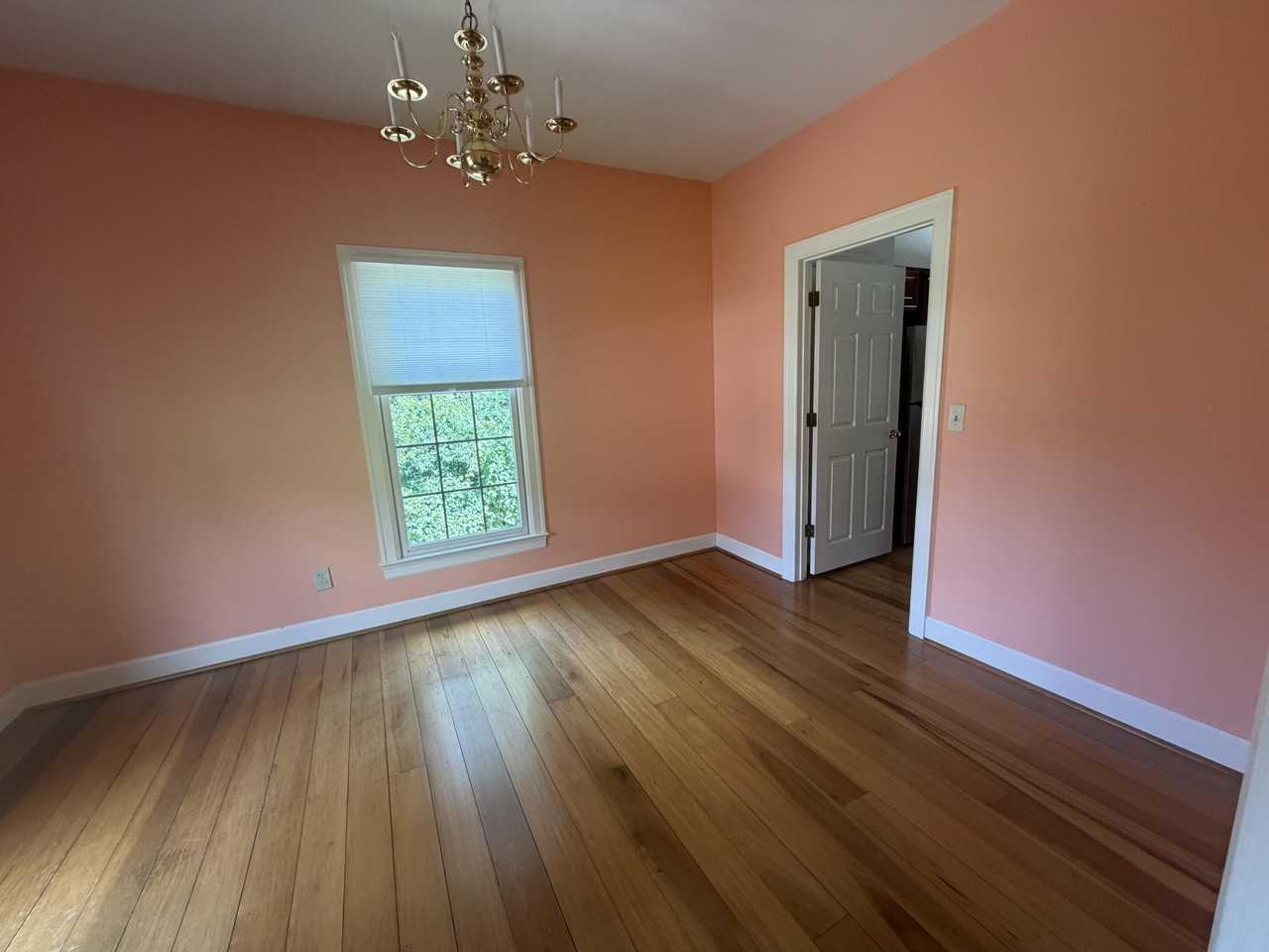 1112 Pepperhill Cir - Photo 6 of 31