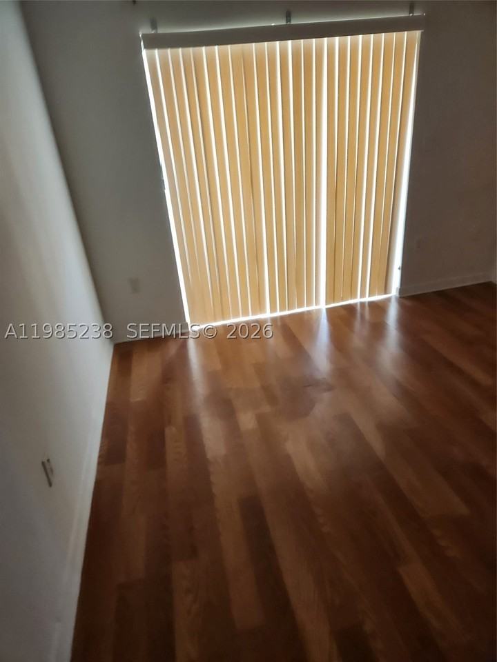 9430 Sw 170th St #302 - Photo 3 of 5