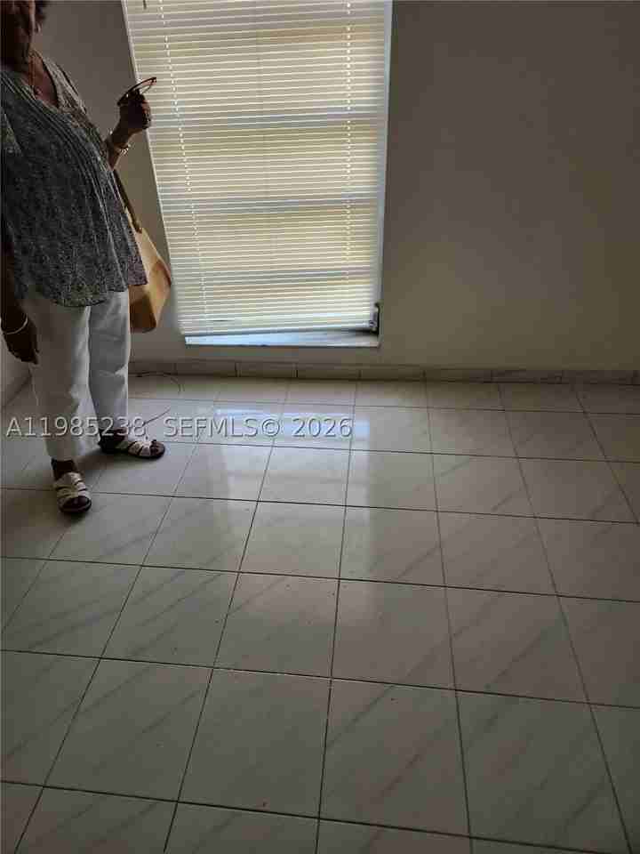 9430 Sw 170th St #302 - Photo 5 of 5