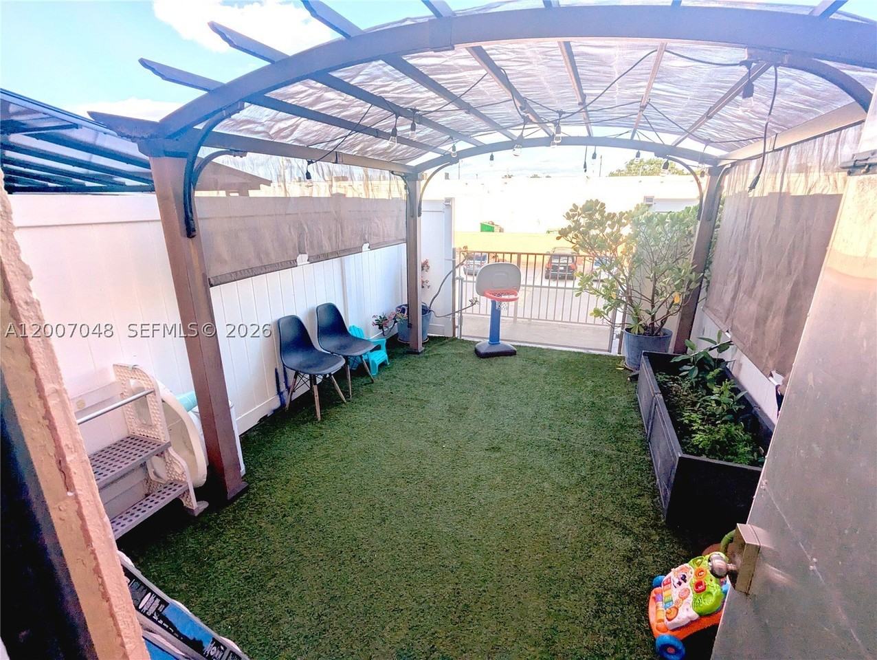 4121 Nw 26th St #T16 - Photo 7 of 18